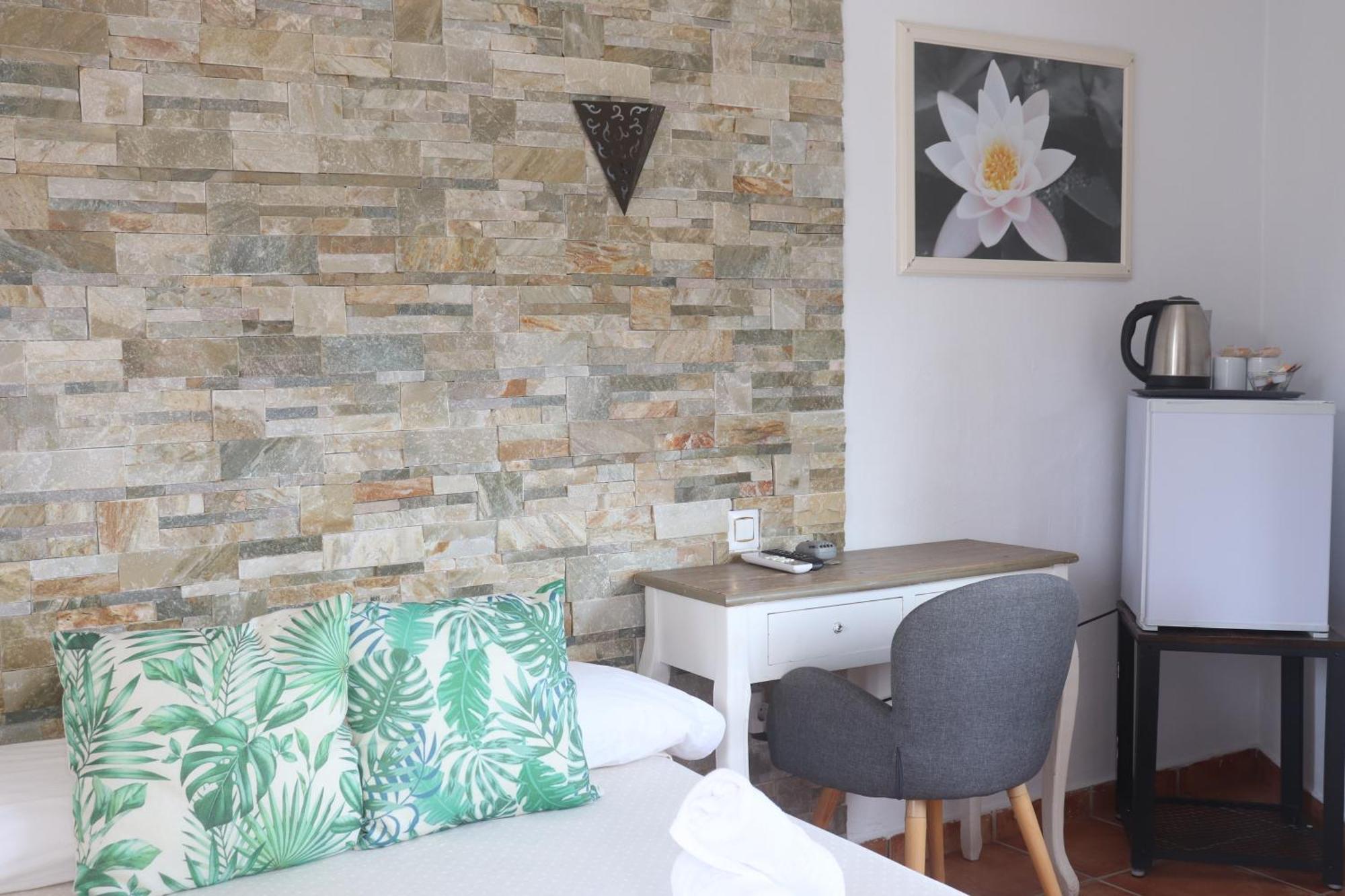 Hostal La Paloma II カルプ エクステリア 写真